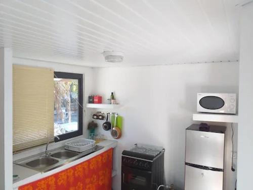Готель Korikori House Fakarava II Rotoava Екстер'єр фото